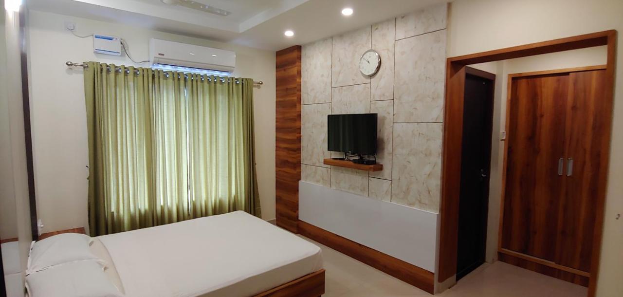 Hotel Sree Gokulam Sabari Chavakkad Exterior foto