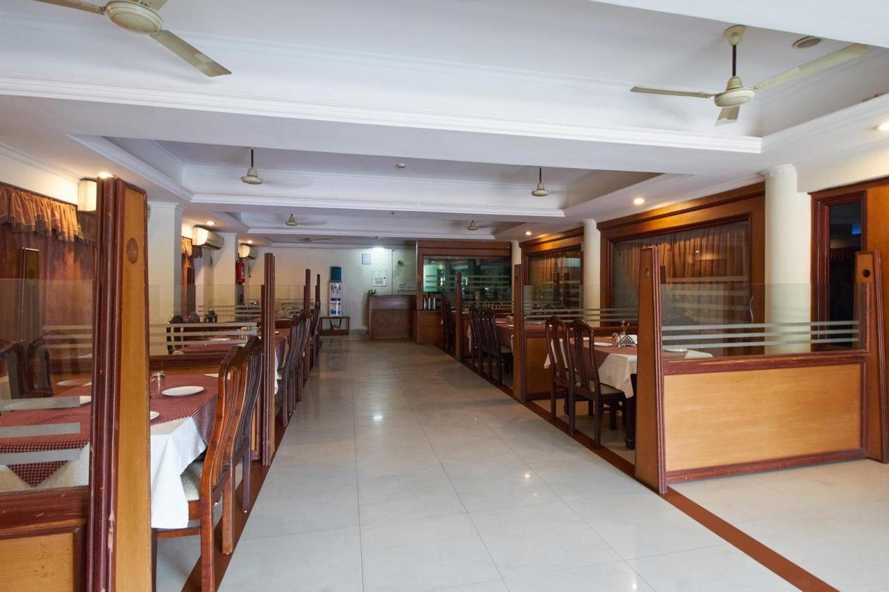 Hotel Sree Gokulam Sabari Chavakkad Exterior foto