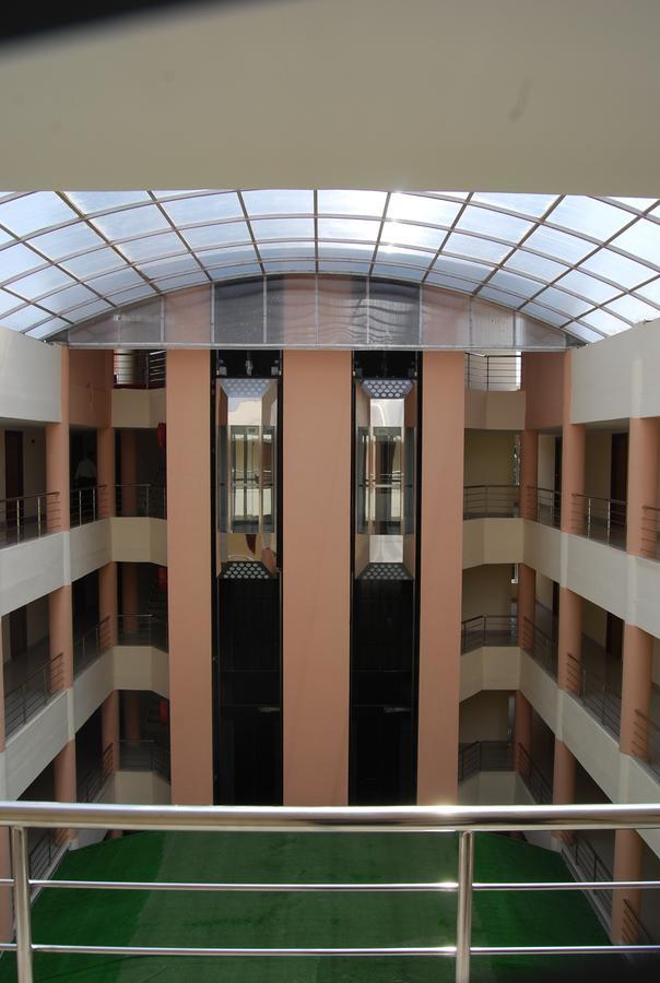 Hotel Sree Gokulam Sabari Chavakkad Exterior foto